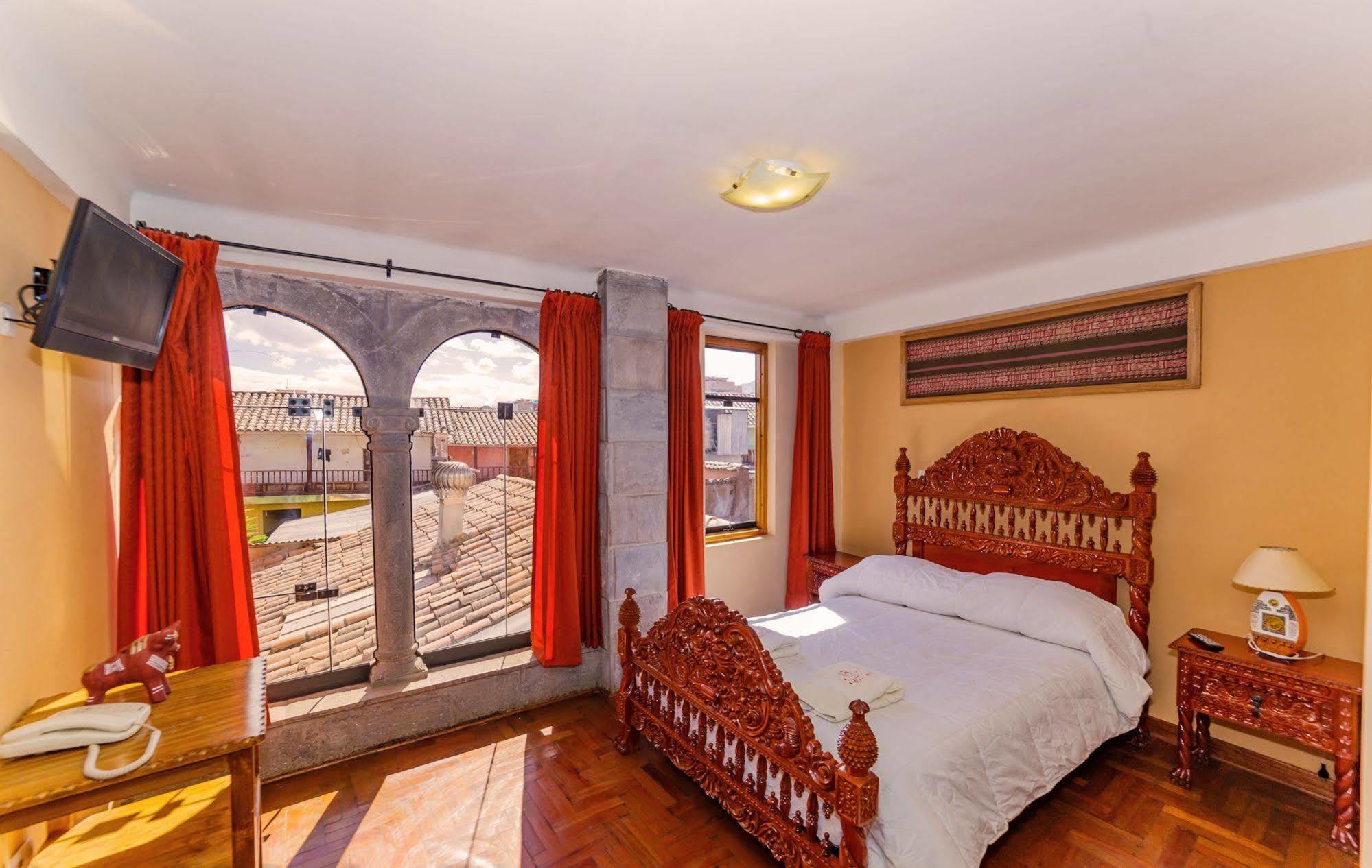Fuente De Agua Hotel Куско Екстер'єр фото